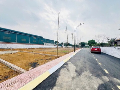 Chính chủ bán hơn chục lô đất f0 gần cổng số 8 đhqg full thổ cư giá tốt đầu tư - sơn tây, hà nội 0