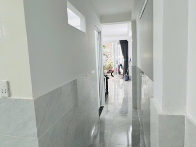 Gấp bán nhà đ số 9 bhh gần chợ 26/3 khu vip nhà lầu 50m2 - 2 tầng 3 tỷ 2 3