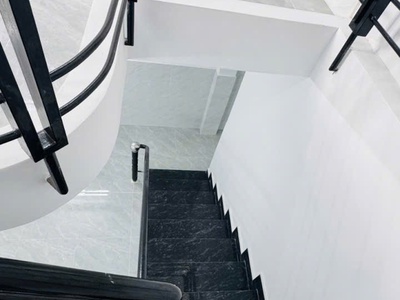 Gấp bán nhà đ số 9 bhh gần chợ 26/3 khu vip nhà lầu 50m2 - 2 tầng 3 tỷ 2 4