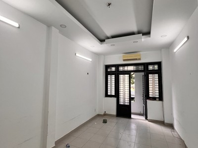 Bán nhà hxh Nguyễn giản thanh Q.10 - 3,3m x 17m chỉ 13,9 tỷ 6