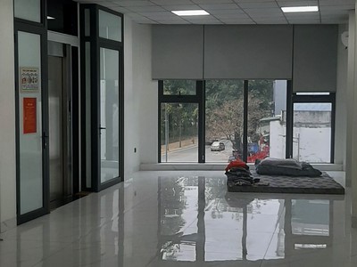 Chính chủ cho thuê văn phòng tại đường Bưởi. 0
