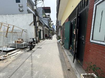 Bán Đất Trâu Quỳ 86,5m2 - Mặt Tiền 4,6m - Ngõ Thông 4m - Sát Cổng ĐH Nông Nghiệp - Sổ Đỏ Sẵn 0