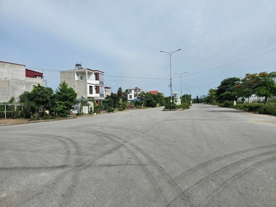 Cần bán lô đất mặt đường 40m TDC Tràng Cát 75m2 giá 60tr/m2 1