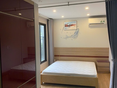 Cho thuê Căn hộ Apartment 1N1K tại ngõ 294 Kim Mã, Ba Đình. Ngõ nông rộng ô tô vào nhà. Chỉ 10tr 1