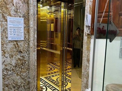 Cho thuê Căn hộ Apartment 1N1K tại Phố Vạn Phúc, Ba Đình. Nhà mặt phố ban công rộng. Chỉ 10tr 3