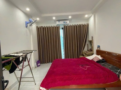 3,55 tỷ bán nhà ngõ 179 vĩnh hưng 3 tầng long lanh gần ô tô tránh hoàng mai 5