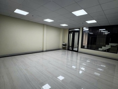 Cho thuê sàn văn phòng cạnh Vinhomes Hàm Nghi giá linh hoạt từ 6 triệu 2