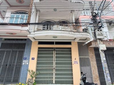 Bán nhanh nhà Mặt Tiền Phan Vinh cách biển chỉ 500m diện tích 97.5m2 Giá chỉ : 9 tỷ KH 0