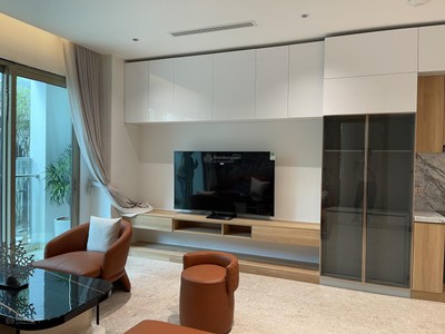 Bán gấp căn 2 ngủ toà P2   tầng 19   trục 01 tại Peninsula, giá hơn 4 tỷ 2