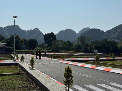 Không phô trương, không náo nhiệt   nhưng người am hiểu đã lặng lẽ đặt tiền từ sớm. 4