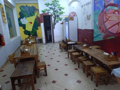 Cho thuê cửa hàng tầng 1 0