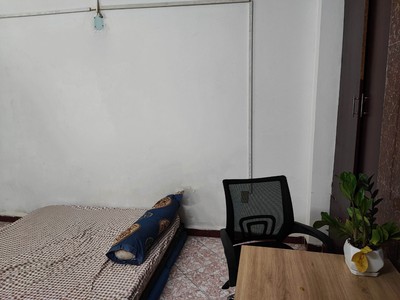 Phòng mt 188 đinh bộ lĩnh, p26, 20m2, đầy đủ nội thất, 3.3tr 1