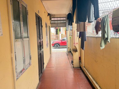 Giá 2x triệu/m2 dãy trọ 2 tầng dòng tiền 20tr/tháng quý kim - zalo 0567 222 555 3