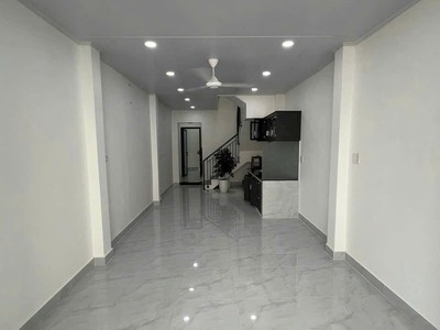 Hẻm 5m   sát hẻm xe tải   vị trí đẹp gần chợ lớn  hồng bàng quận 6  nhỉnh 5 tỷ 2