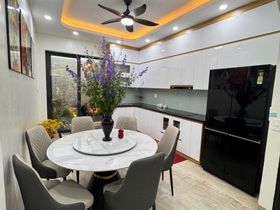 Nhà 5 phòng ngủ trung tâm bồ đề 60m2 chỉ 1x tỷ. bạn đừng bỏ qua căn nhà này 2