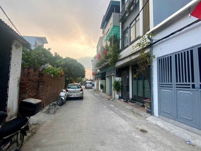 Bán nhà c4 giang cao   bát tràng   387.3m    mt 16.9m   ô tô tránh   46 tỷ 4