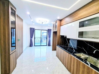 Bán nhà đẹp khai sơn ngọc thụy view hồ- oto tránh-50m 6 tầng thang máy- full nt- nhỉnh 13 tỷ tl 0