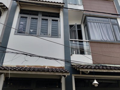 Nhà đẹ  4 n   trung tâm nhà bè   x   ơi tới cửa  2