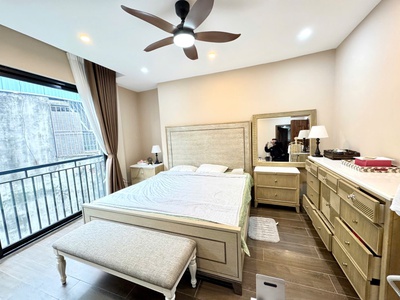 Mặt phố trung hòa kinh doanh đỉnh 50m mt 5m ô tô tránh dòng tiền khủng lh 0975124520 2