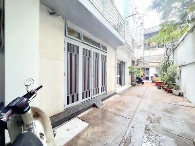 Bán nhà mặt tiền hẻm xe hơi ngủ trong nhà đ.nguyễn đình chiểu, quận 3 - dt 4,1m 19m vuông đẹp full 2