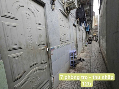 Gộp .rẻ nhất khu. bán dãy trọ ki ốt 2 tầng 223m 8 tỷ . d.tiền. gần chợ đầu mối thủ đức . 2