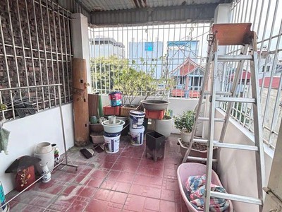 Bán nhà kẻ tạnh - 36m  - nhà dân xây kiên cố - khu phân lô bàn cờ - ô tô đỗ cửa - giá 8,x tỷ 3