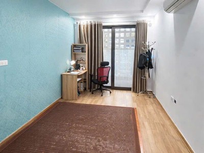 Bán nhà kẻ tạnh - 36m  - nhà dân xây kiên cố - khu phân lô bàn cờ - ô tô đỗ cửa - giá 8,x tỷ 2