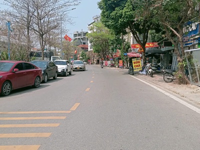 Chỉ hơn 10 tỷ nhà đẹp chủ cần bán gấp. 6 tầng thang máy diện tích sử dụng rộng rãi 40m. 2