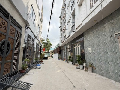 Gấp bán nhà đ số 10 bhh gần chợ 26/3 hẻm 6m khu vip nhà lầu 55m2 - 2 tầng 4 tỷ 6 0