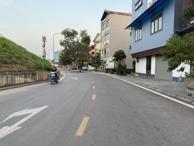 Đất Đê Vàng, Phúc Lợi: 80,5m2 mặt tiền 4,1m, view sông, phù hợp làm văn phòng, nhà nghỉ 5