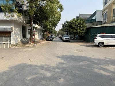 Đất mặt phố Chính Trung 217m2 - Khu 31ha Trâu Quỳ - Phù hợp làm Văn phòng, Khách sạn 4