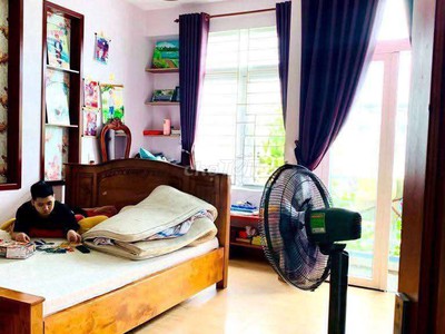 Cho thuê nhà hẻm ô tô Lê Văn Chí, Linh Trung   3PN 3WC   full nội thất   15tr/tháng 4