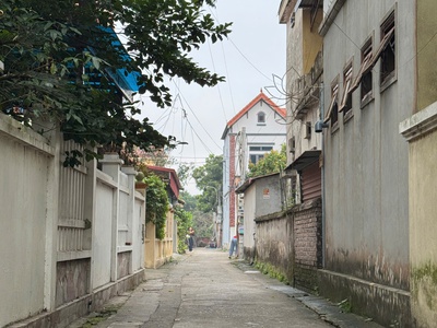 Bán lô đất 3 mặt tiền có thể chia 3 hoặc 4 tại Thuận Thành, Bắc Ninh, bán lẻ chỉ hơn tỷ 1 lô 4