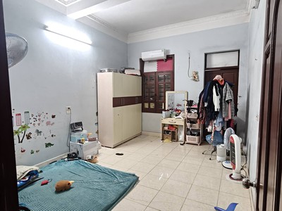 Bán nhà 2,5 tầng gần ngay chân Cầu Niệm - Lãm Hà 1