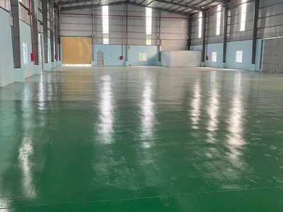 Cho thuê xưởng 2000m2 và 4000m2, có sẵn vào được luôn, trạm điện 1.000kva, chữa cháy vách tường 0