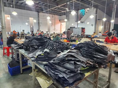 Phụ kiện da thật giá sỉ tận xưởng, form đẹp, dễ bán, liên hệ 0822.879.869  hảo 3