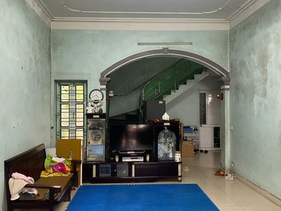 Bán nhà ngõ oto qua lại, diện tích to tại Bình Kiều 4