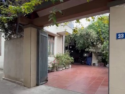 Bán nhà đẹp - vị trí đắc địa - gần cnc, đhqg, fpt, metro 5 - trung tâm phát triển thạch thất 0