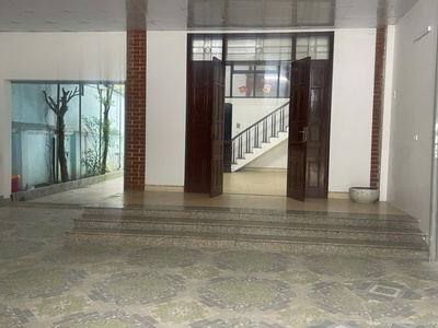 Nhà đẹp, 2 gian cửa hàng mặt đường nhựa 0