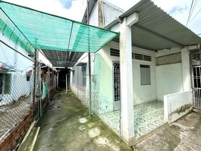 Bán nhà 96m2  6x16m  gần trường học các cấp- bệnh viện thủ đức  giá 4.2 tỷ 0