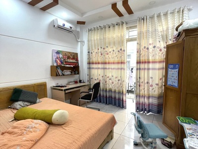 Bán nhà 3 tầng trường thọ thủ đức full nội thất cao cấp ô tô ngủ trong nhà 3