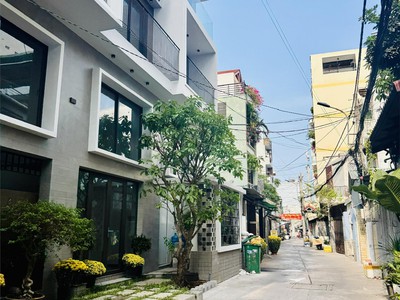 Bán nhà hxh cộng hoà, p13, tân bình  4,5 18  ga t3 - metro số 2 4