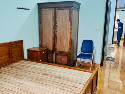 Cho thuê nhà ngõ 902 kim giang, 4.5 tầng x 36m2, 5 ngủ, 3 vệ sinh, 11 triệu vào ngay 3