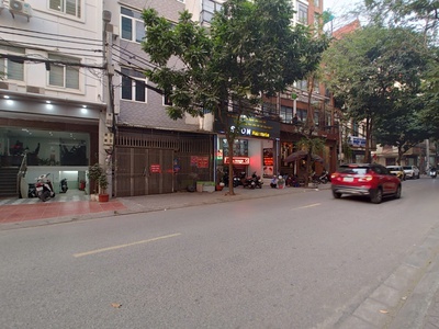 Vip, bán tòa building mặt phố tây hồ, gần hồ trúc bạch, 85m mặt tiền 5.8m, chỉ 45 tỷ 1