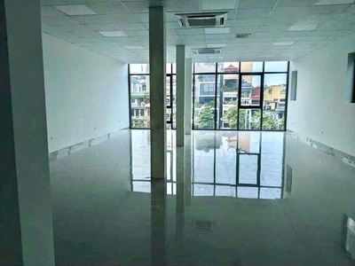 Vip, bán tòa building mặt phố tây hồ, gần hồ trúc bạch, 85m mặt tiền 5.8m, chỉ 45 tỷ 2