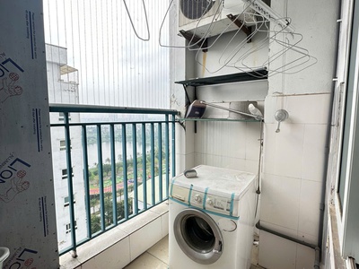 Bán căn hộ tầng 15, 2 pn 65m2 chung cư Thanh Hà Cienco 5 5