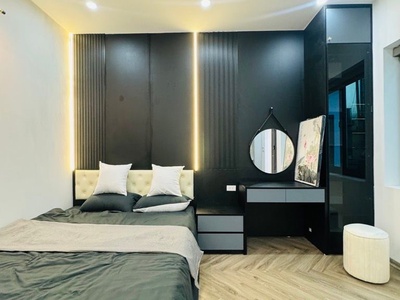 Bán nhà phó đức chính 32m x5 tầng x mặt tiền 5m- 12,86 tỷ 10m ra phố,full nội thất 2