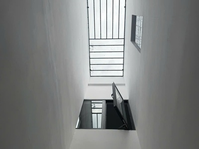 Chinh chủ bán nhà đẹp 3 tầng kiều phụng   5.5m , hoà xuân, cẩm ệ, đà nẵng, gần Aeon Mall 0