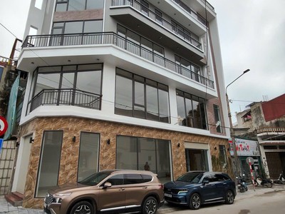 Bán căn góc mặt đường Lê Thanh Nghị, TP Hải Dương, 84.3m2, 5 tầng, KD buôn bán, giá tốt 0