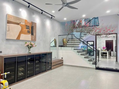 Bán căn nhà 4 tằng mặt đường đôi Phùng Chí Kiên, ph Tân Bình, TP HD 67.5m2, mt 4.5m, 4 ngủ 1